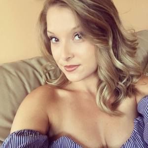 Meet your Posher, Alexis